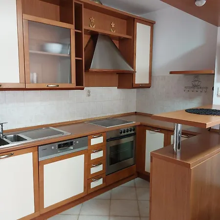 Apartment Hestia 3 Bdr