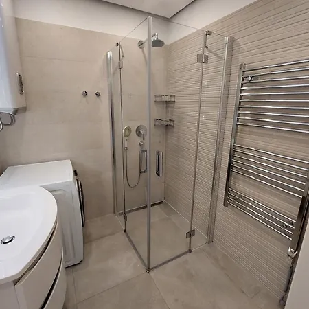 Hestia 3 Bdr Appartement