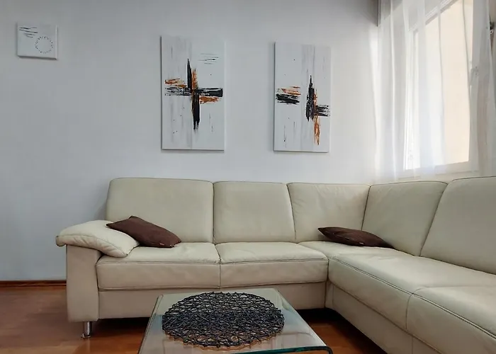 Hestia 3 Bdr Apartman *